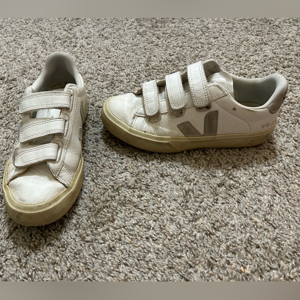 Veja ChromeFree Recife Sneakers Natural White Size 6 Women's Velcro Leather V